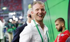 Thumbnail for article: 'Als Kuyt de resultaten van ADO net zo strak trekt als z'n gezicht, komt het goed'