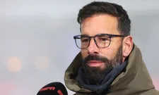 Thumbnail for article: Van Nistelrooy reageert op Simons-interesse: 'Staan een aantal lijntjes uit' 