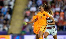 Thumbnail for article: 'Als het elftal beter presteert, ga je ook een betere Lieke Martens zien'         