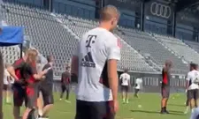 Thumbnail for article: Grote glimlach De Ligt: Bayern-aanwinst zet eerste stappen op trainingsveld