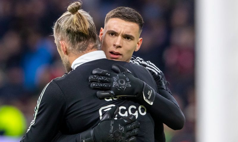 Schreuder Onthult De Opstelling Van Ajax: Pasveer Vervangt Gorter Onder ...