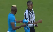 Thumbnail for article: Ouch: Osimhen staat shirt af aan Ehizibue, maar hoeft er niets voor terug