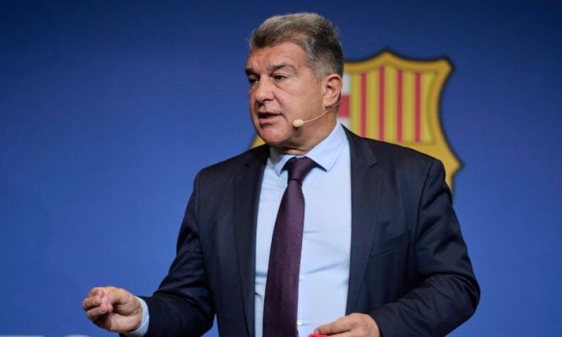 Barcelona-voorzitter Laporta wil Messi overtuigen om terug te keren bij Barcelona