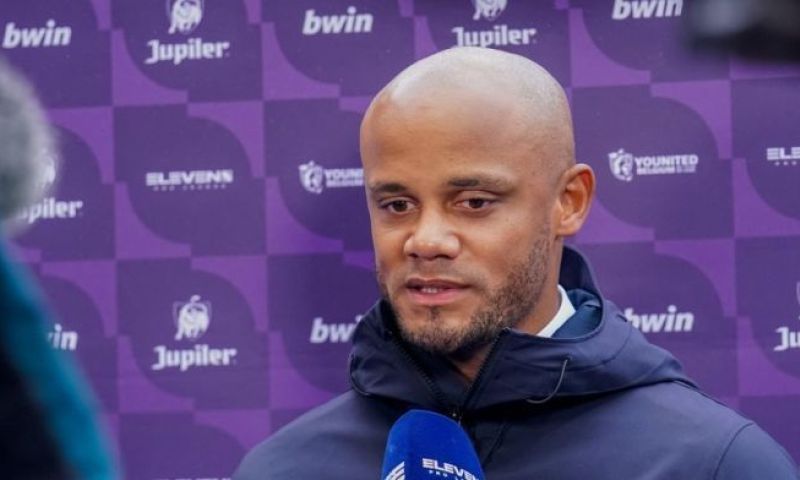 Burnley FC-eigenaar Alan Pace is dolgelukkig met manager Vincent Kompany