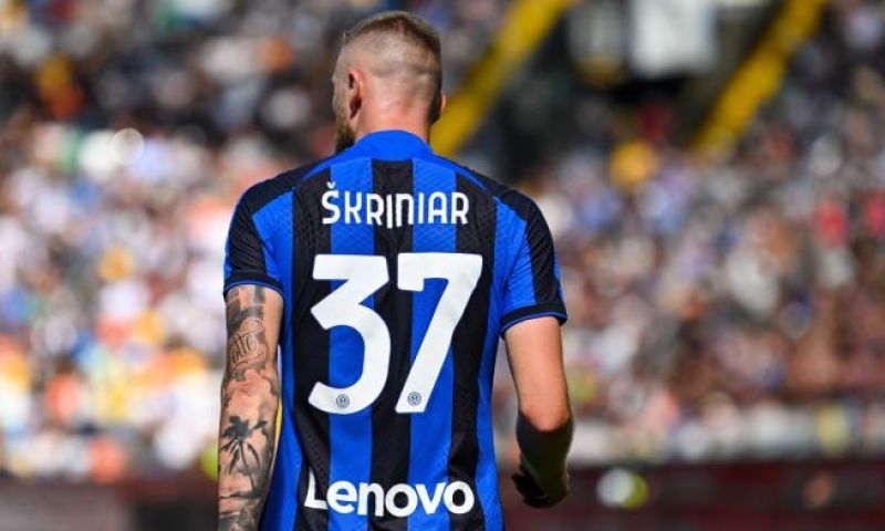 Milan Skriniar tekent nog niet bij bij Internazionale en kan een transfer maken