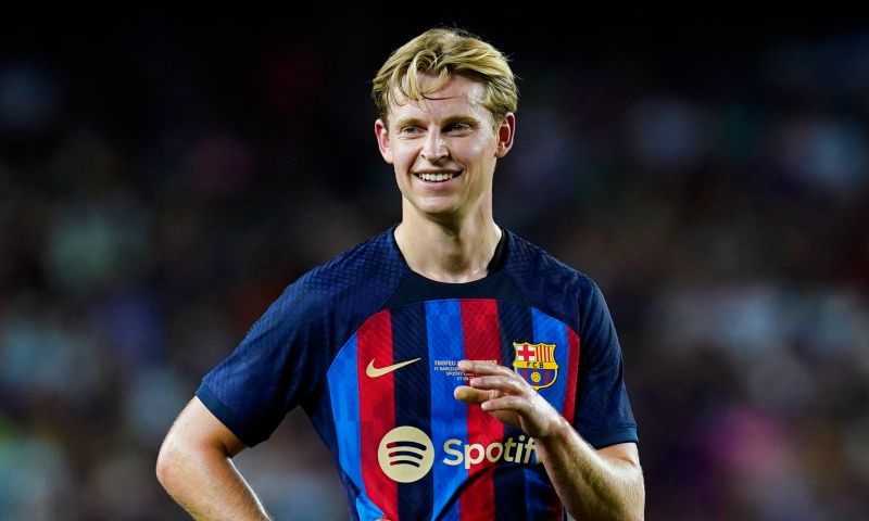 radicale wending in situatie de jong bij fc barcelona