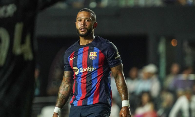 memphis eindelijk terug in wedstrijdselectie barcelona