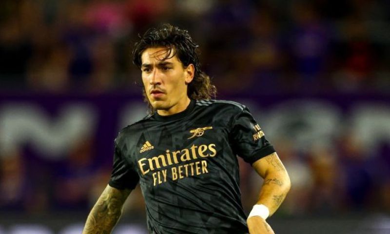 Héctor Bellerín van FC Barcelona vindt dat spelers meer belasting moeten betalen