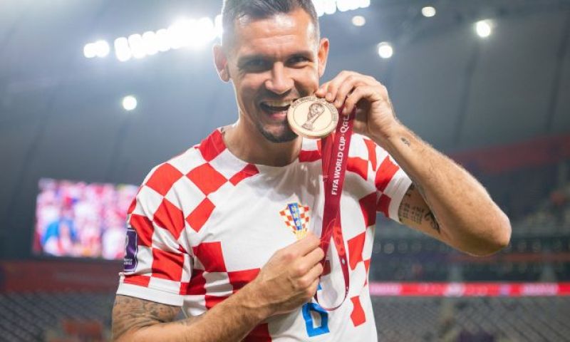 Dejan Lovren keert officieel terug bij Olympique Lyon in de Ligue 1