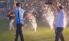 Thumbnail for article: Prachtige beelden: Suárez krijgt warm welkom van Grêmio-supporters