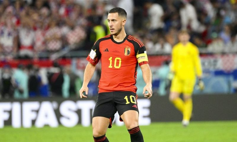 Spaanse amateur teleurgesteld na duel met idool Hazard: 'Liep anoniem op het veld'