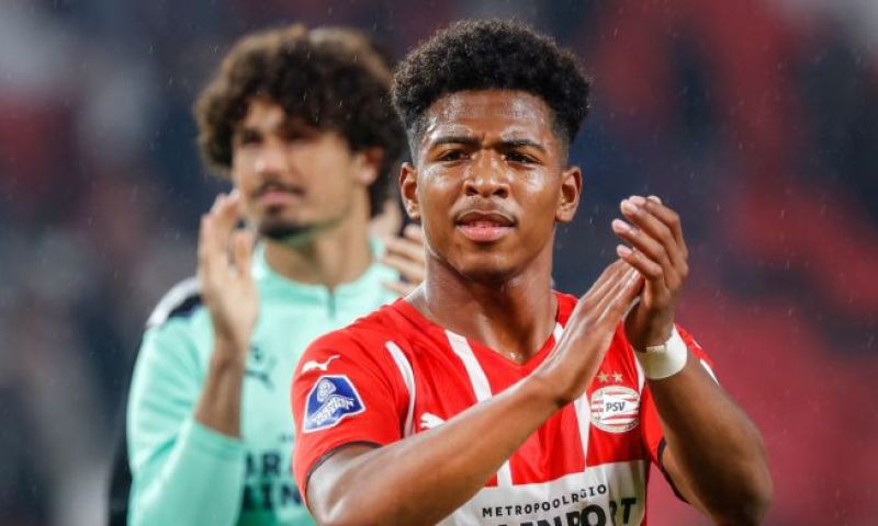 PSV kan zelf beslissen of het Shurandy Sambo bij de selectie wil houden