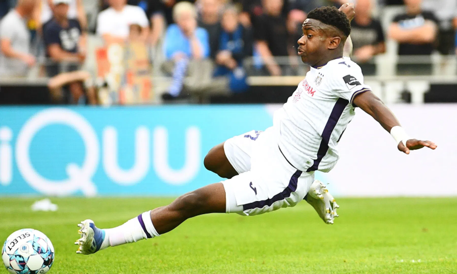 PSV heeft interesse in Noah Sadiki van RSC Anderlecht