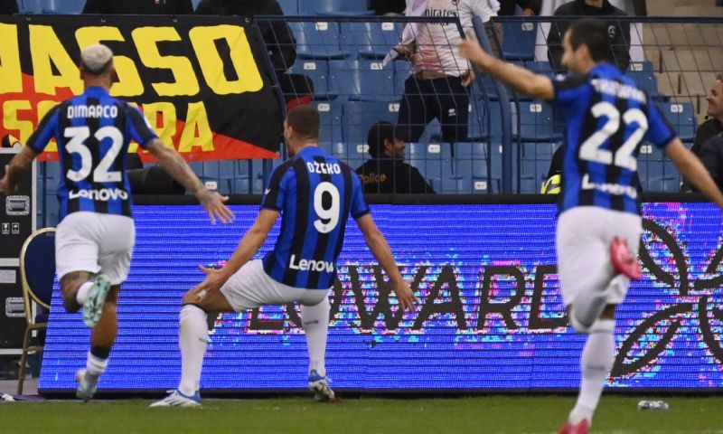 Internazionale vernedert aartsrivaal AC Milan in strijd om Italiaanse Super Cup