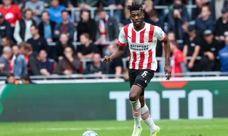 Sangaré kan voor een bepaalde transfersom worden weggekocht bij PSV in de zomer