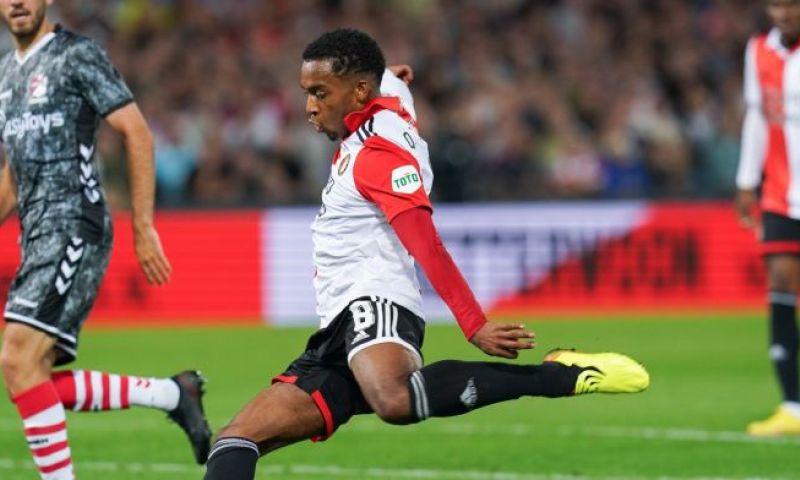 Quinten Timber traint weer mee bij Feyenoord en haalt de Klassieker mogelijk