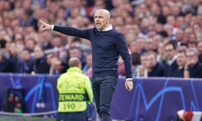 'Ajax volgde tweesporenbeleid: in de rust is er een telefoontje naar Brood gegaan'