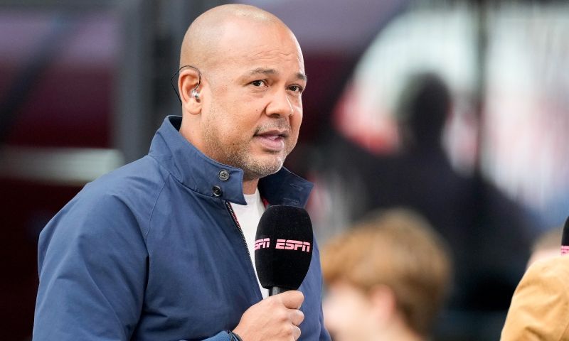 Ajax ook onder Heitinga kwetsbaar