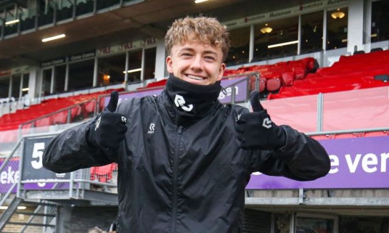 AZ heeft een openingsbod uitgebracht op Sven Mijnans van Sparta Rotterdam