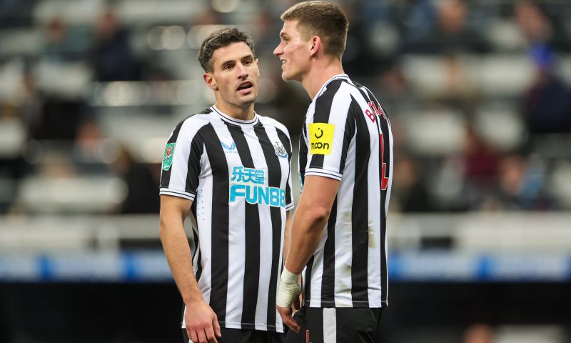 Newcastle bereikt League Cup-finale