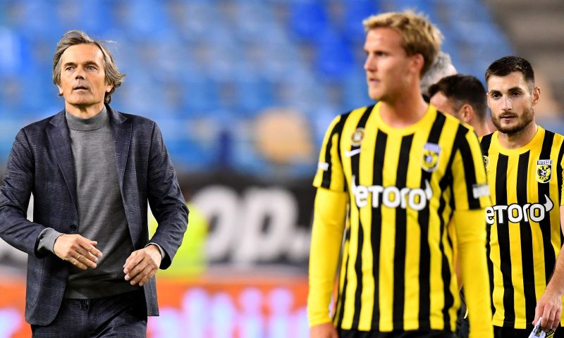 Cocu wil verder groeien met Vitesse