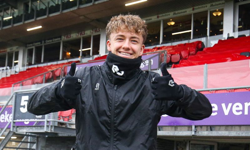 mijnans kan zaterdag debuteren voor az tegen fc volendam