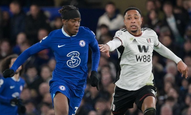 Noni Madueke en Enzo Fernández maakten hun debuut voor Chelsea tegen Fulham