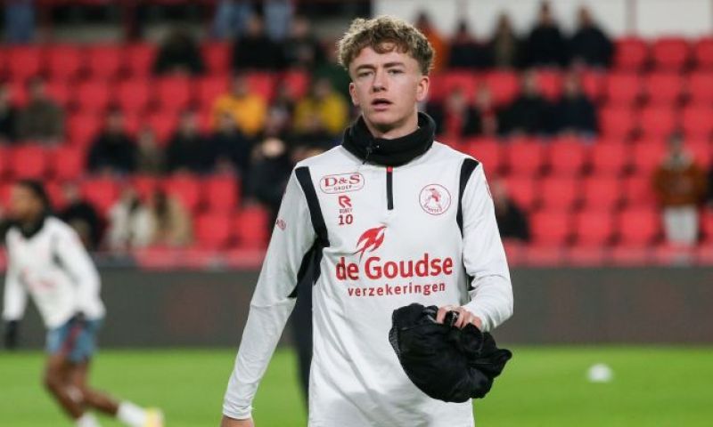 Sven Mijnans ging van Sparta Rotterdam naar AZ en kan nu zijn debuut maken