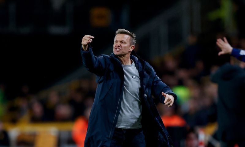 leeds united ontslaat manager marsch