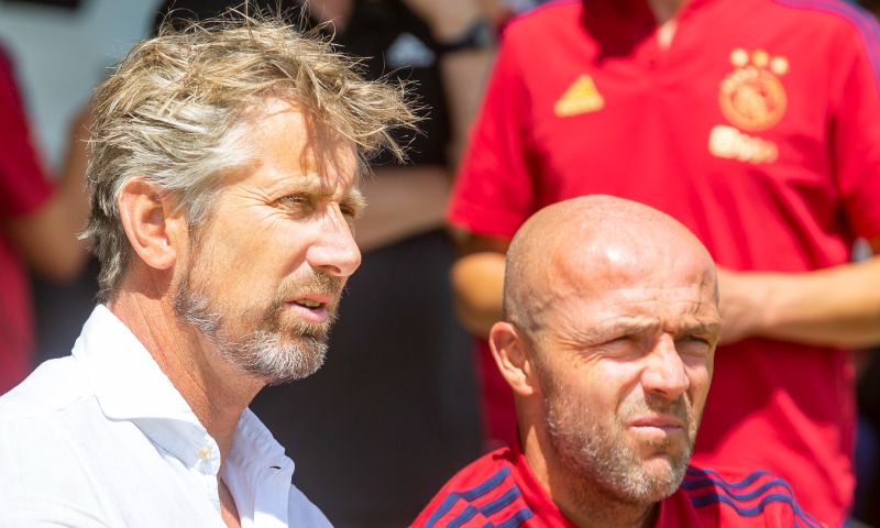 Van der Sar: 'Als je dan niet van Volendam kan winnen thuis is het afgelopen'     