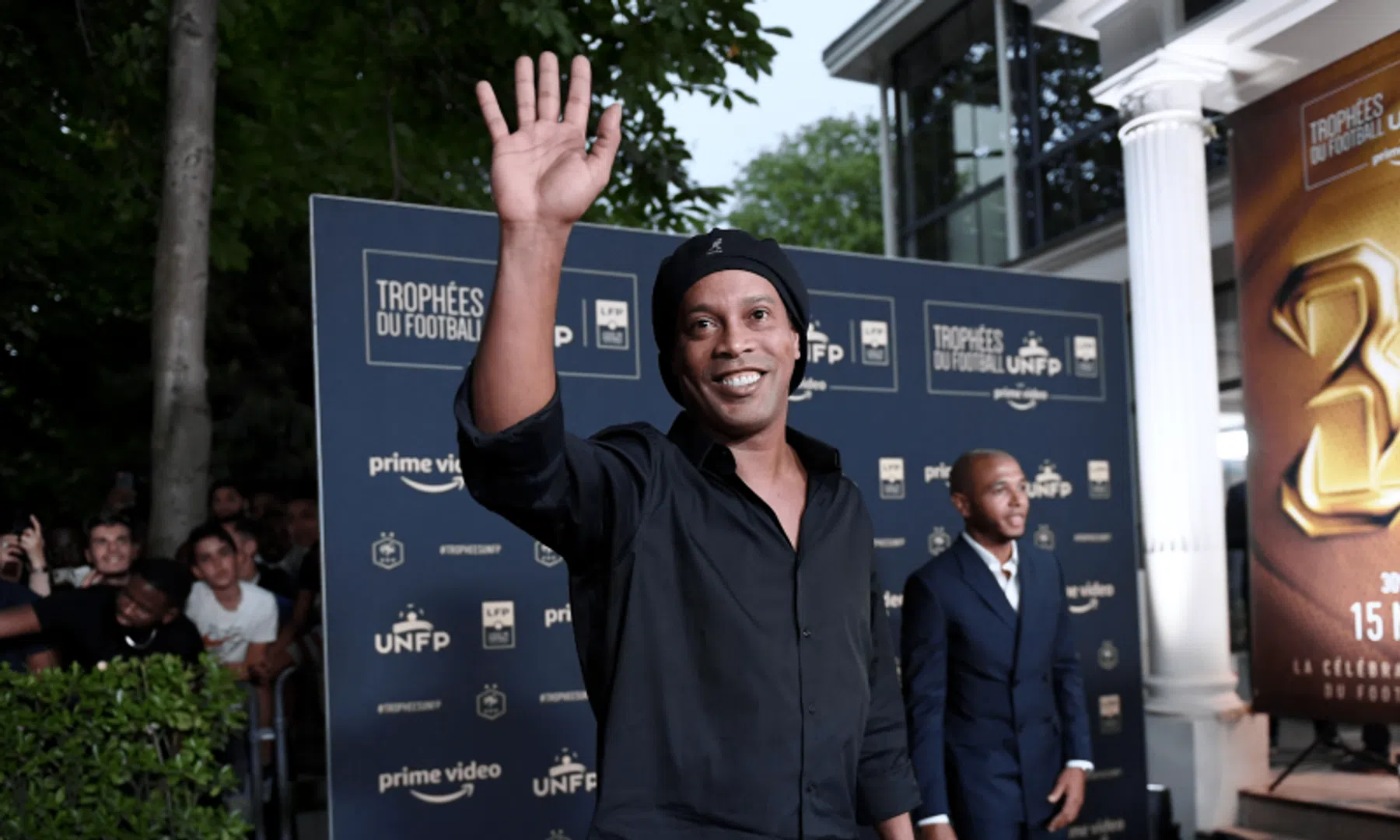 zoon van ronaldinho gaat spelen in jeugdopleiding van fc barcelona