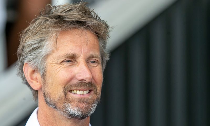 'Ik denk dat Van der Sar nul morele problemen heeft bij de terugkeer van Overmars'