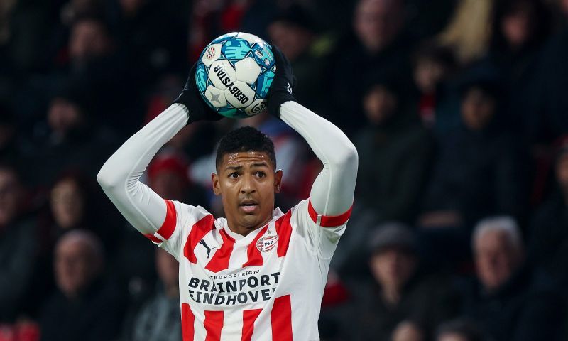Lof voor Van Aanholt