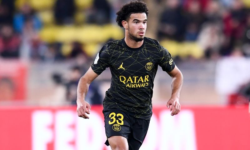 PSG schrijft geschiedenis in Champions League: jongste basisklant in knock-outfase