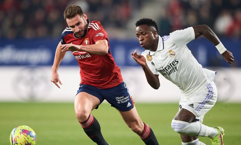 Real Madrid moet diep gaan, maar wint op bezoek bij Osasuna