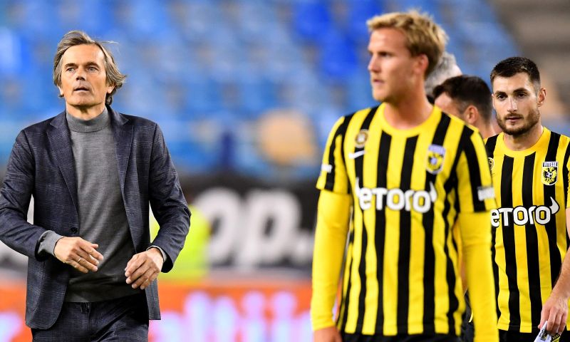 Cocu kritisch op arbitrage