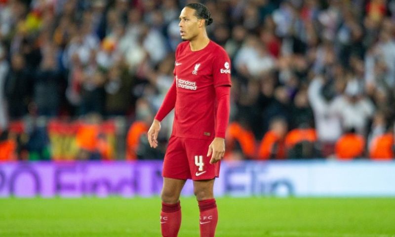 Van Dijk 'trots, dankbaar én gezegend' na uitverkiezing: 'De mooiste erkenning'