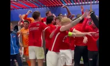 Thumbnail for article: Feestgedruis barst los: AZ-talenten genieten na zege op FC Barcelona
