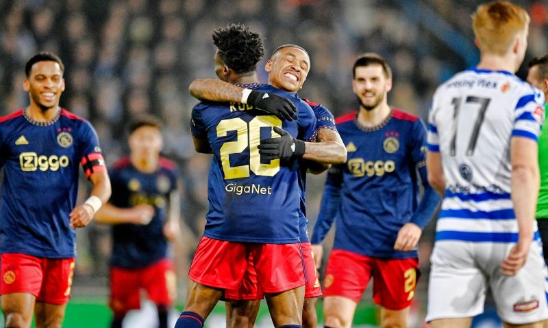 Dit zeggen de Nederlandse kranten over de overwinningen van Ajax en PSV