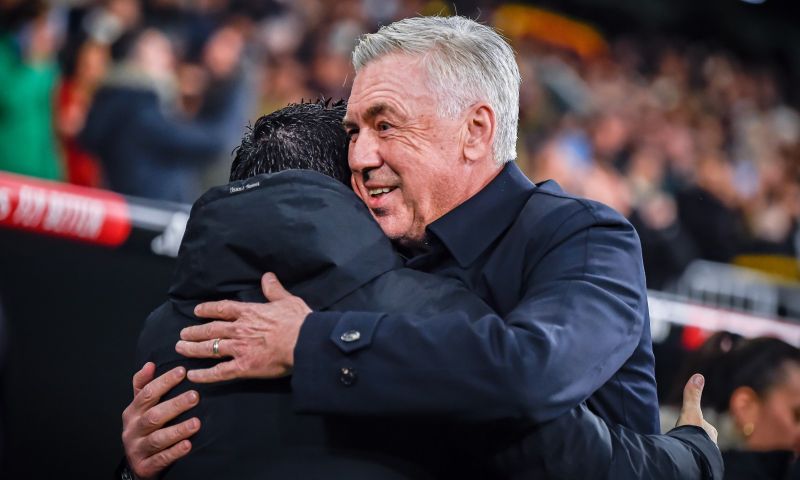 Carlo Ancelotti heeft zich verbaasd over de speelwijze van Barcelona tegen Real