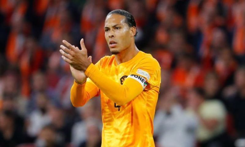 Wesley Sneijder zegt dat Virgil van Dijk van Liverpool niet goed over kritiek kan