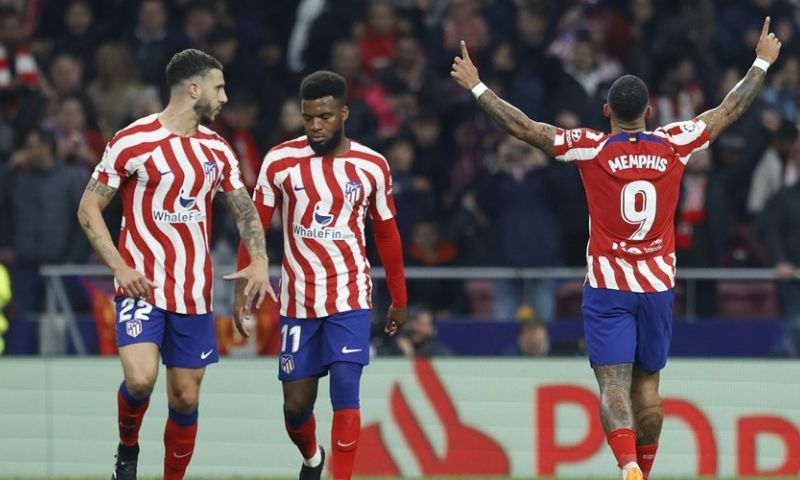 Memphis draagt zege op aan Simeone: 'Wilden hem iets speciaals geven'