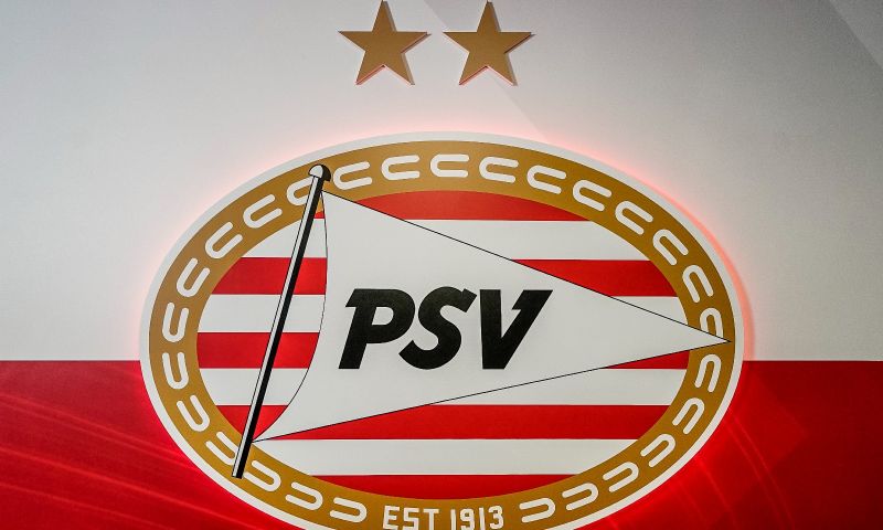 PSV krijgt straf en wacht veldbestormer-oordeel af