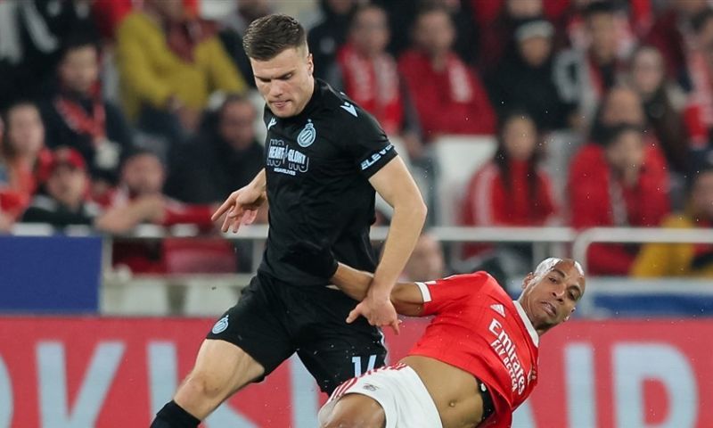 Benfica van Schmidt laat niets heel van Club Brugge, Neres en Meijer scoren