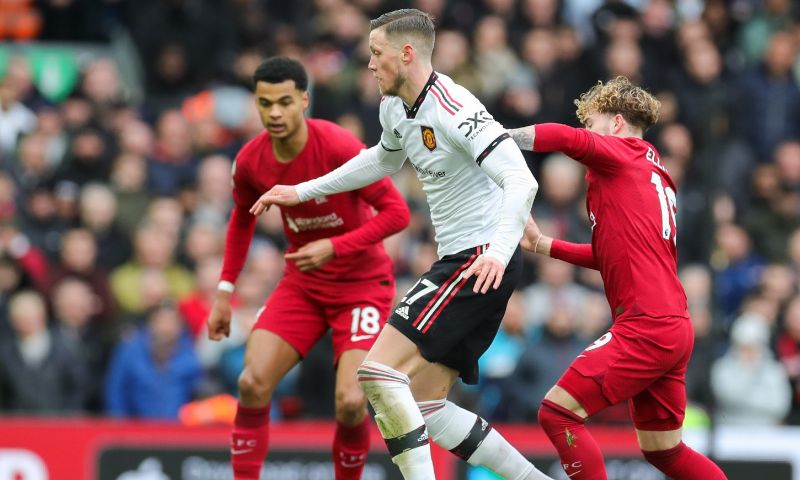 Weghorst raakte het This is Anfield bord aan voorafgaand aan Liverpool - United