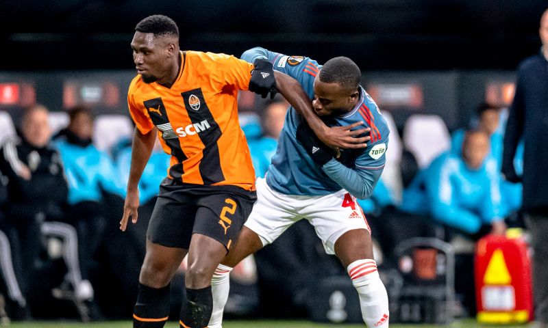 Feyenoord weet in de achtste finale van de Europa League nog niet te overtuigen