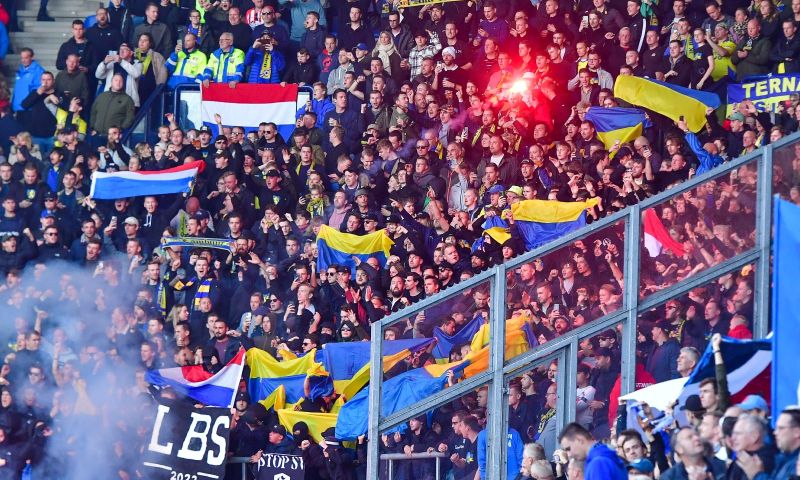 PSV- en Cambuur-supporters gaan samen protesteren in Eindhoven