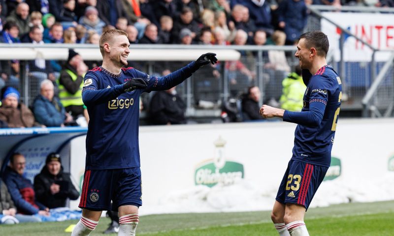 Ajax wint van Heerenveen