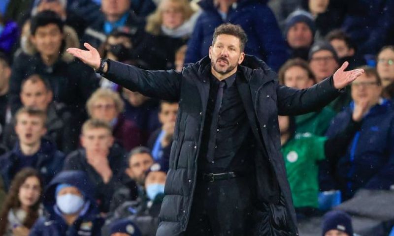 Diego Simeone gaat akkoord met een salarisverlaging bij Atlético Madrid