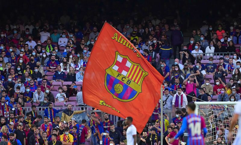 Voormalig scheidsrechter steunt Barça in schandaal